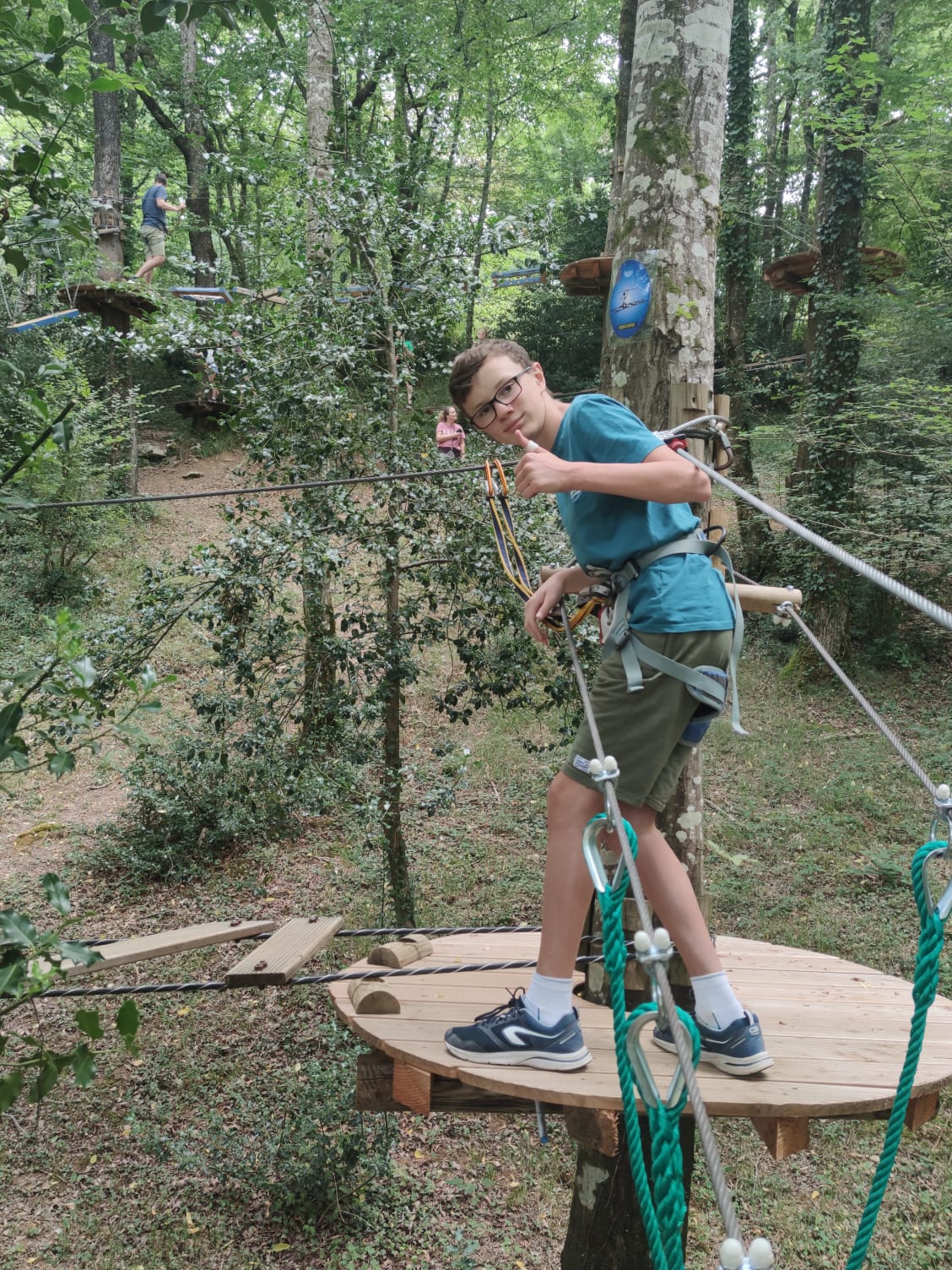 sortie ados accrobranche camping le moulin de david dodogne perigord monkey's forest