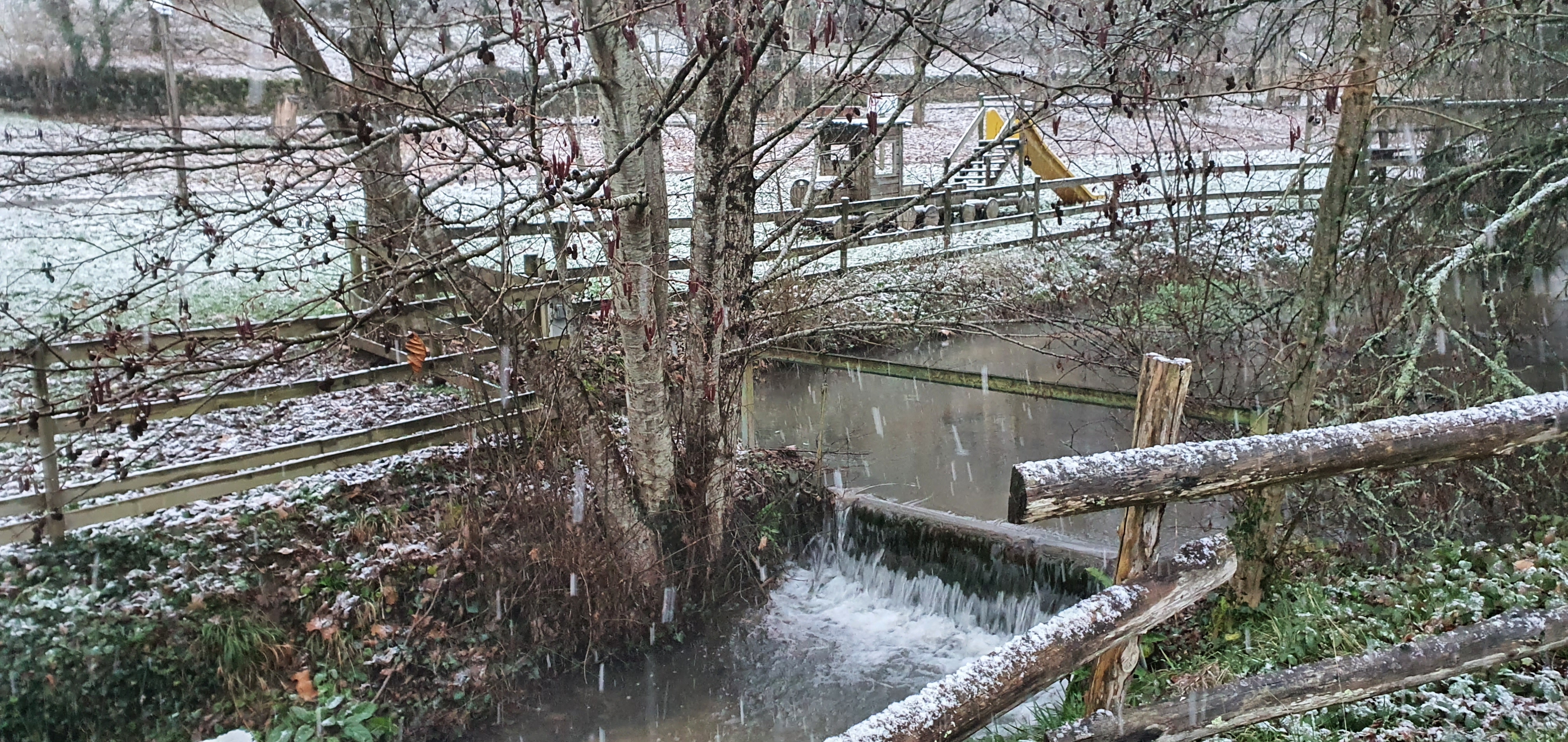 Neige au camping Le Moulin de David 4 étoiles - Monpazier et du château de Biron - Dordogne Périgord pourpre