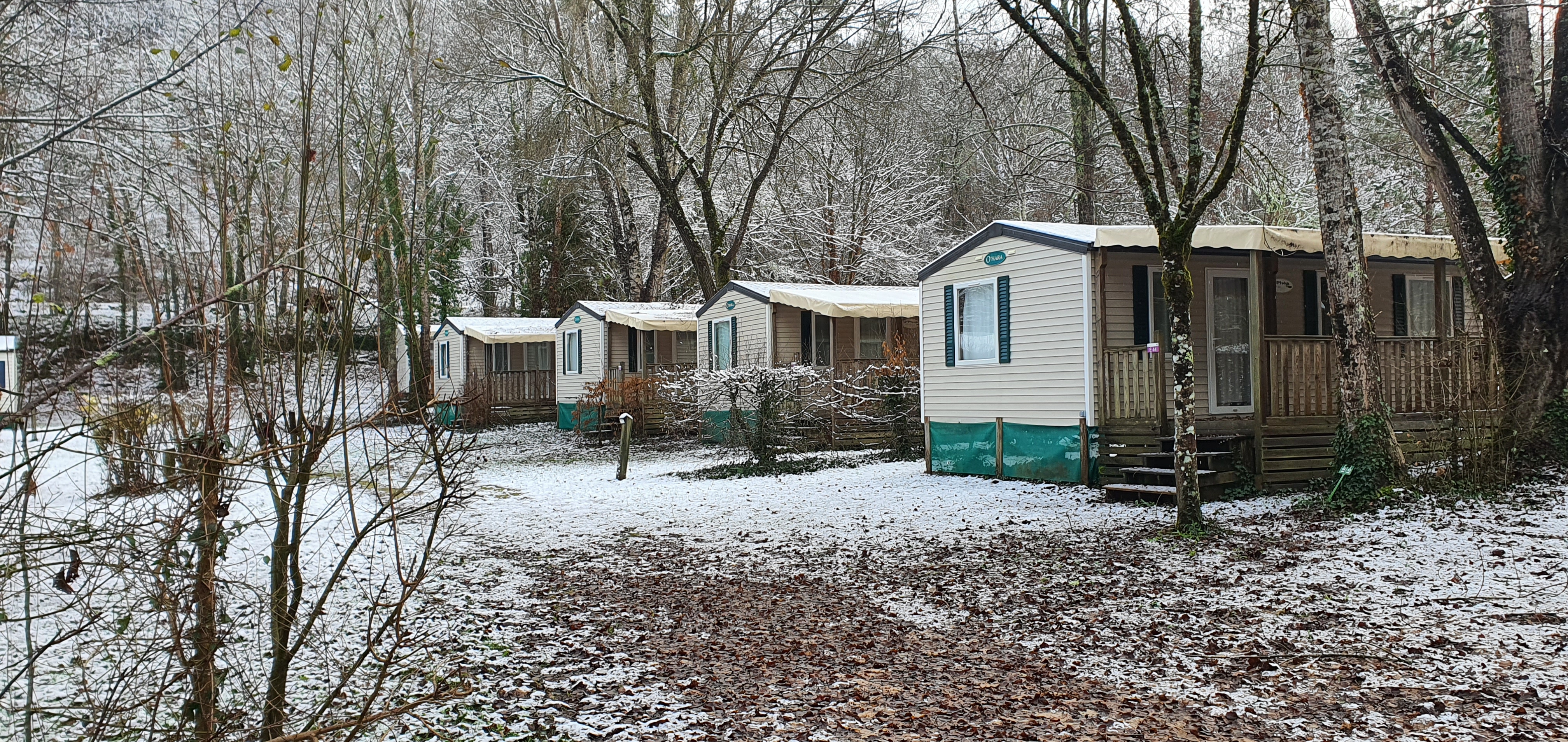 Neige au camping Le Moulin de David 4 étoiles - Monpazier et du château de Biron - Dordogne Périgord pourpre