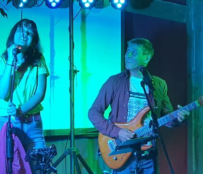 duo Gibann et Mathilde en concert live au camping Le moulin de David